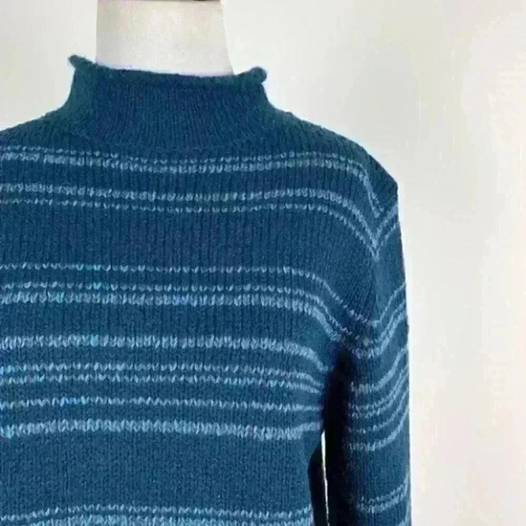 St johns bay sweater size M blue striped 15% wool - Picture 3 of 9
